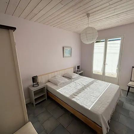 Feriehus Maison Ustou46
