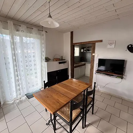 Maison Ustou46 קאור
